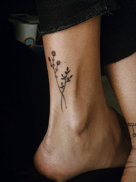 flower tattoo1 - Tatouages Femme