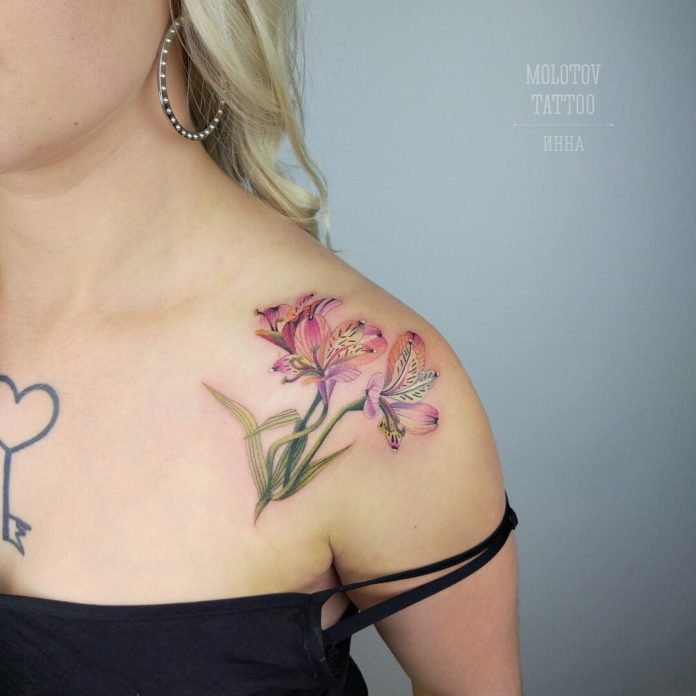 12 3 - Idées de Tatouage Fleur pour Femme (100 photos)