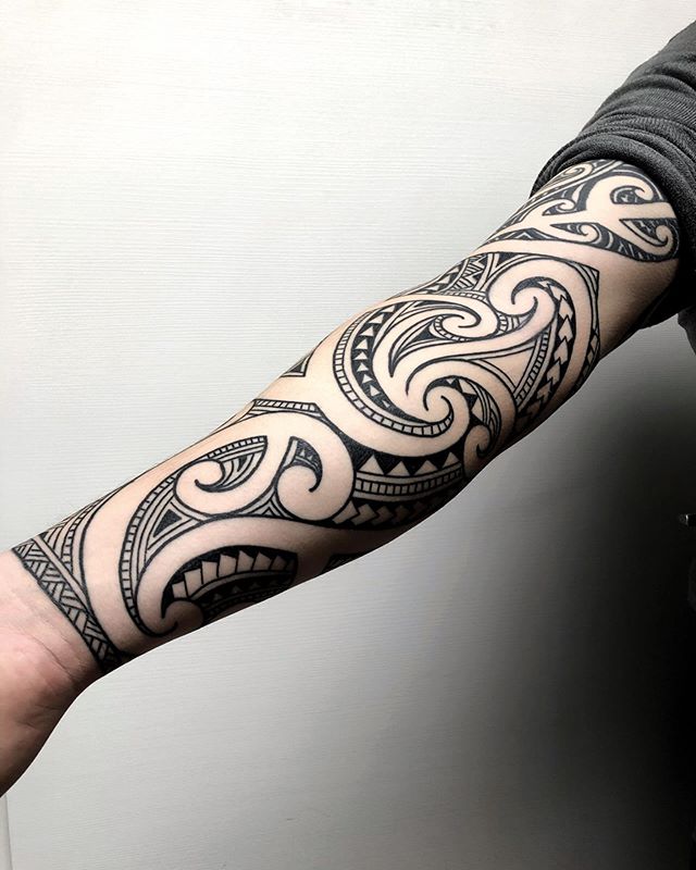 13 19 - 150 Tatouages Maori
