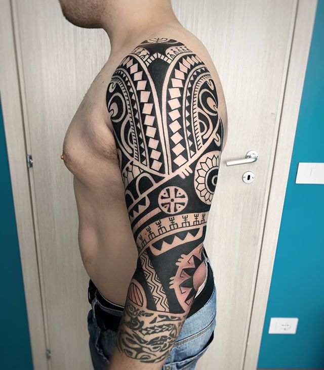 15 19 - 150 Tatouages Maori