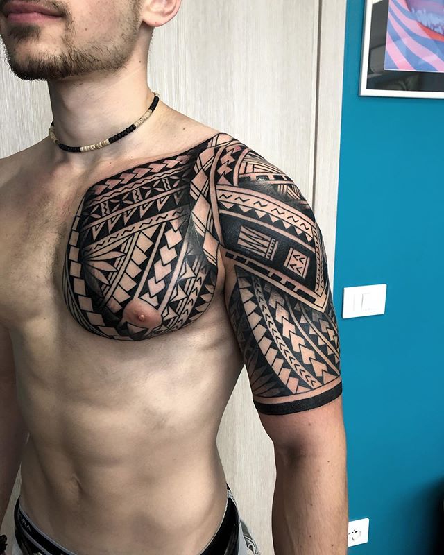 17 19 - 150 Tatouages Maori