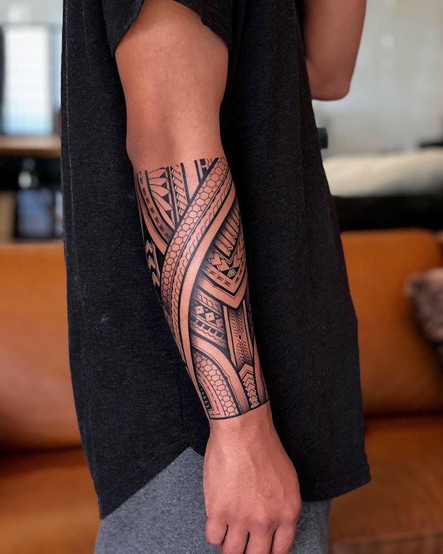 31 19 - 150 Tatouages Maori