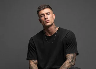 Quand le tatouage inspire la mode : comment votre style vestimentaire peut-il sublimer vos motifs ? Quand le tatouage inspire la mode